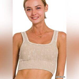 NWT! Ash Mocha Color Only Ribbed Seamless Removable Cups Crop Top
